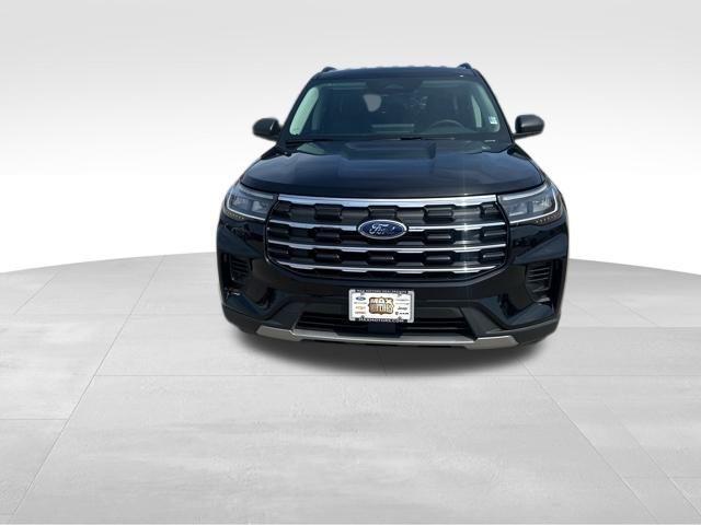 new 2025 Ford Explorer car, priced at $40,279