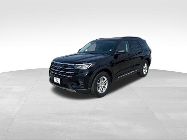 new 2025 Ford Explorer car, priced at $40,279