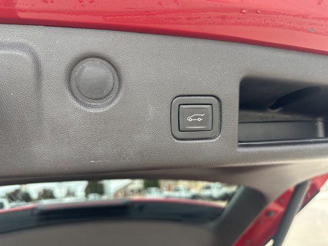 used 2024 Chevrolet Equinox car, priced at $24,988