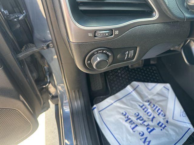 used 2020 Jeep Cherokee car, priced at $12,980