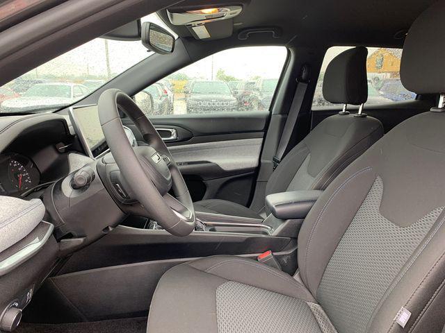 new 2023 Jeep Compass car, priced at $25,998