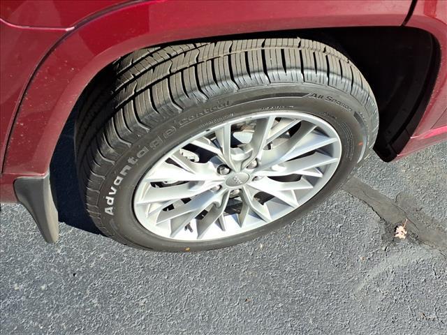 used 2022 Jeep Grand Cherokee car, priced at $36,585