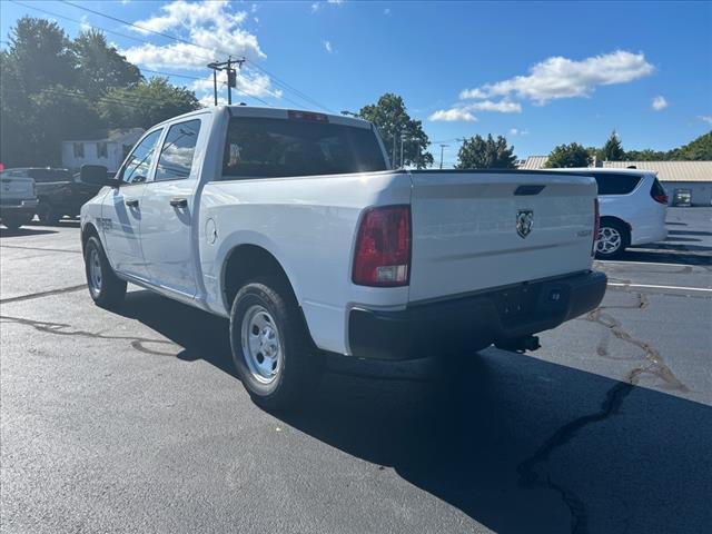 new 2024 Ram 1500 Classic car