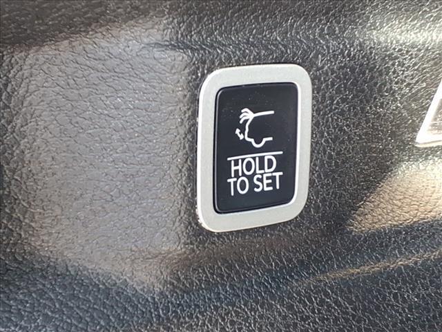 used 2024 Jeep Grand Cherokee L car, priced at $35,987
