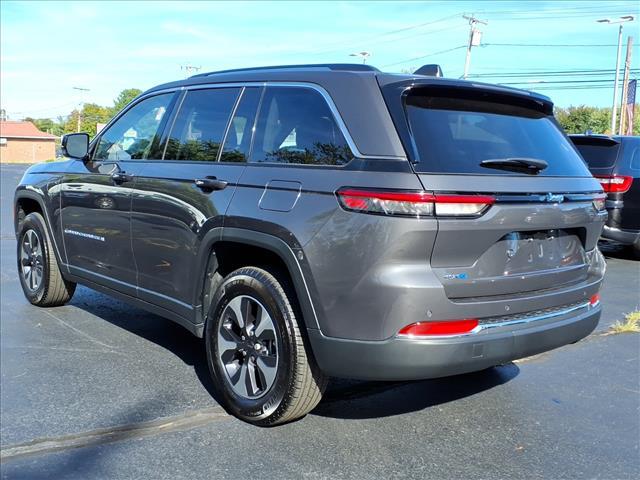used 2023 Jeep Grand Cherokee car, priced at $31,900