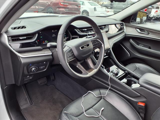 used 2022 Jeep Grand Cherokee car, priced at $32,221