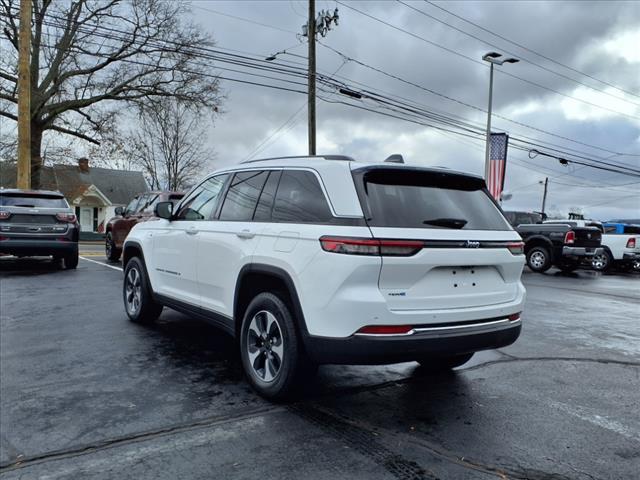 used 2022 Jeep Grand Cherokee car, priced at $32,221