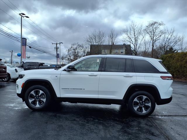 used 2022 Jeep Grand Cherokee car, priced at $32,221