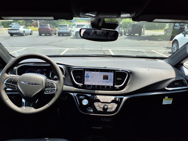 new 2025 Chrysler Voyager car, priced at $40,113