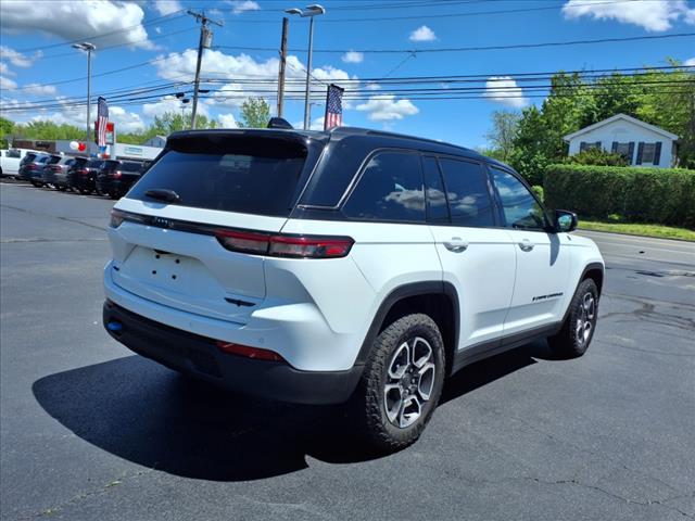 used 2023 Jeep Grand Cherokee car, priced at $41,999