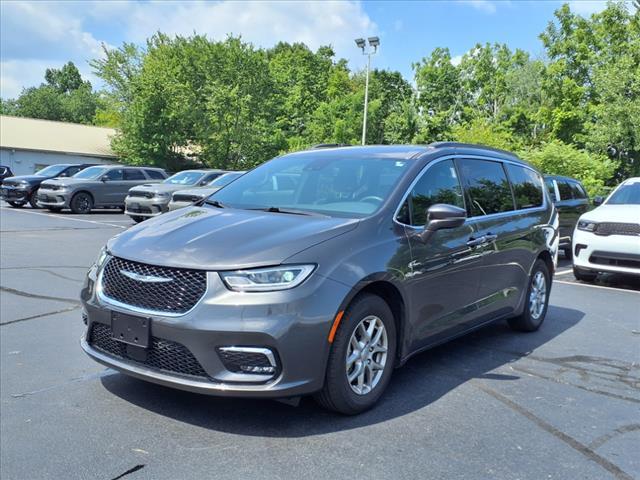 used 2022 Chrysler Pacifica car