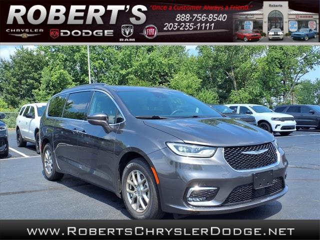 used 2022 Chrysler Pacifica car
