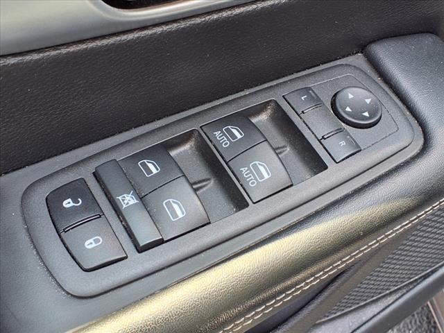 used 2022 Chrysler Pacifica car