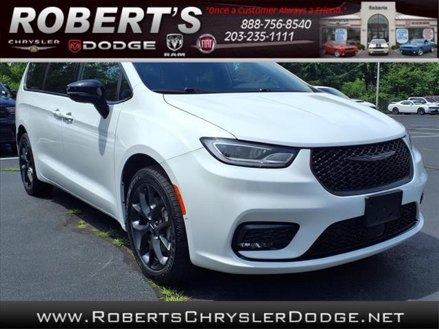 used 2023 Chrysler Pacifica car, priced at $39,823
