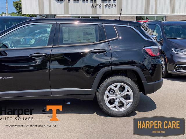 new 2024 Jeep Compass car, priced at $27,378