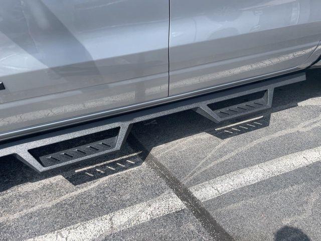 used 2021 Ram 1500 car, priced at $32,013