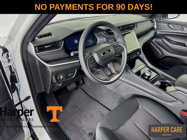 new 2025 Jeep Grand Cherokee car, priced at $36,843