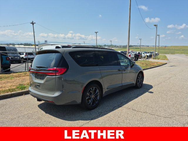 used 2023 Chrysler Pacifica car, priced at $29,127
