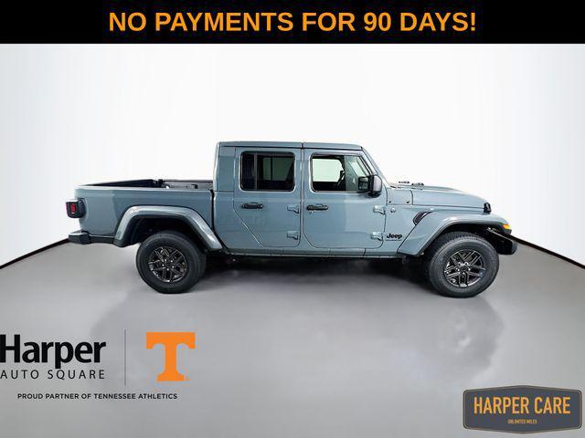 new 2025 Jeep Gladiator car, priced at $46,203