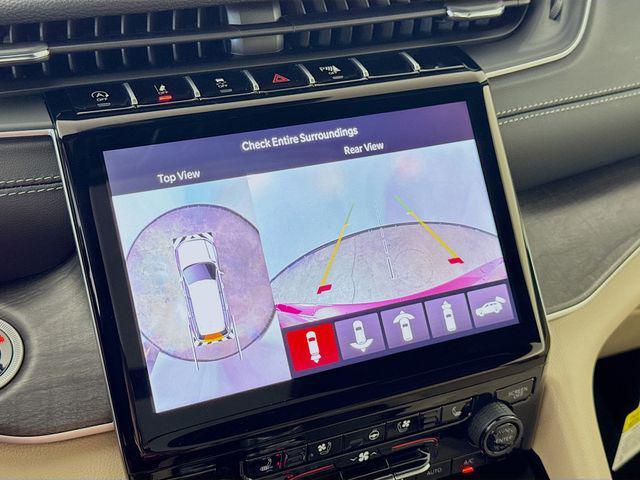 new 2025 Jeep Grand Cherokee car, priced at $46,653