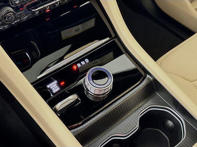 new 2025 Jeep Grand Cherokee car, priced at $46,653