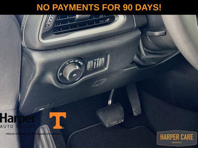 new 2026 Chrysler Pacifica car, priced at $43,663