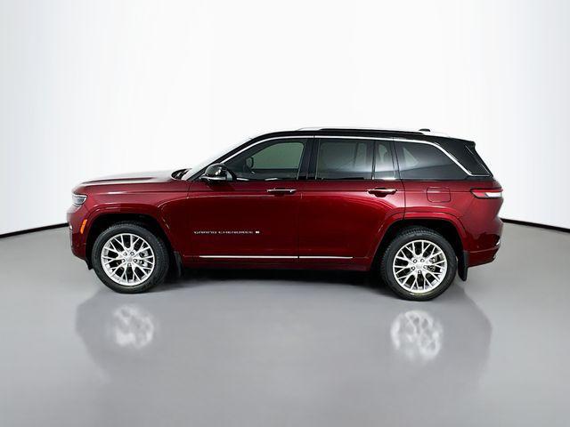 used 2024 Jeep Grand Cherokee car, priced at $49,084