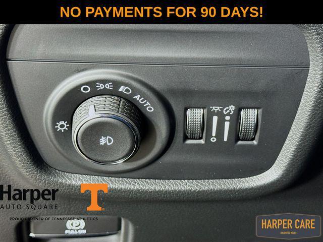 new 2025 Jeep Grand Cherokee car, priced at $49,106