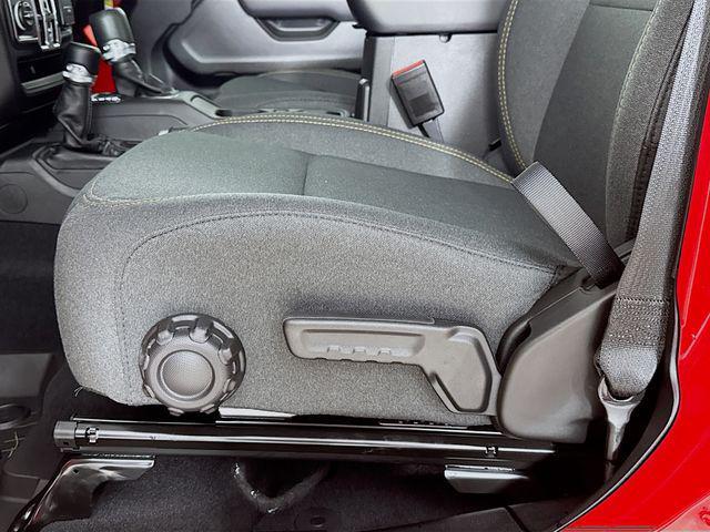 new 2025 Jeep Wrangler car, priced at $45,815