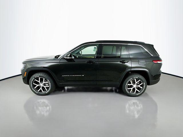 used 2024 Jeep Grand Cherokee car, priced at $41,880