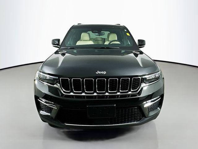 used 2024 Jeep Grand Cherokee car, priced at $41,880