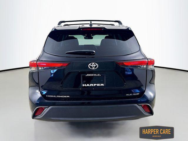 used 2023 Toyota Highlander car, priced at $38,717