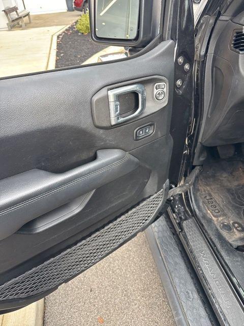 used 2021 Jeep Wrangler Unlimited car, priced at $27,386