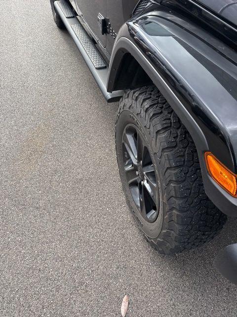 used 2021 Jeep Wrangler Unlimited car, priced at $27,386