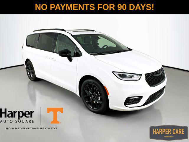 new 2025 Chrysler Pacifica car, priced at $49,208