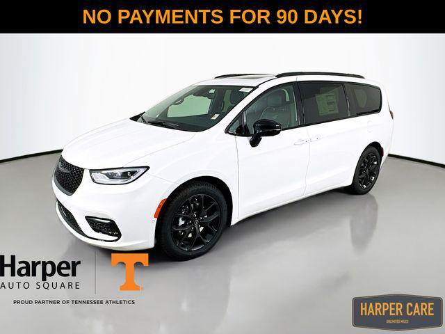 new 2025 Chrysler Pacifica car, priced at $49,208