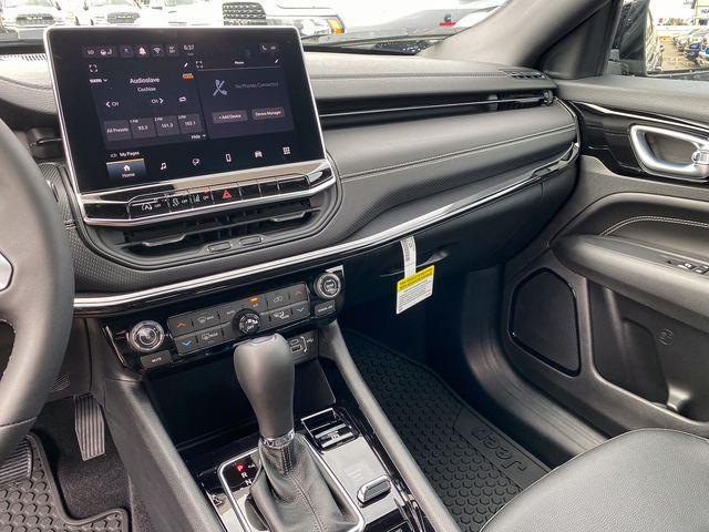 new 2024 Jeep Compass car, priced at $32,328