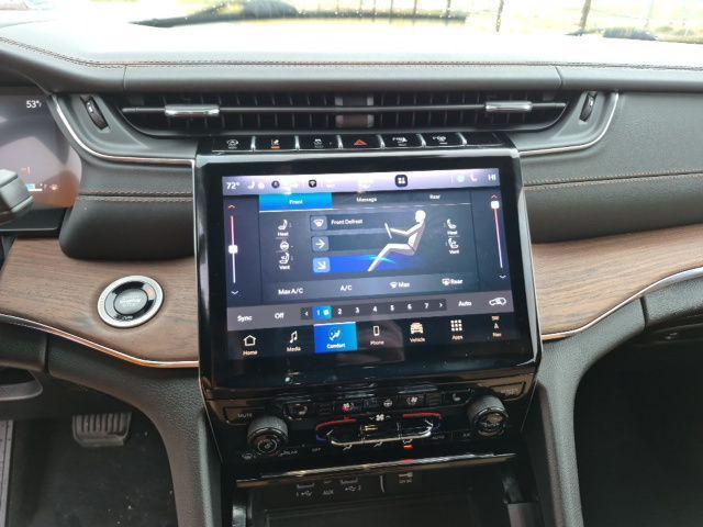 used 2024 Jeep Grand Cherokee car, priced at $47,799