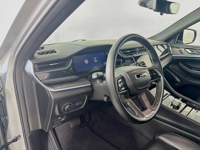 used 2022 Jeep Grand Cherokee car, priced at $31,223