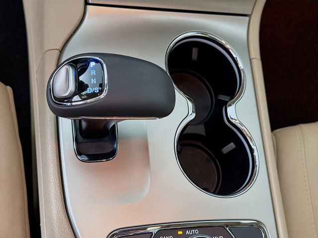 used 2015 Jeep Grand Cherokee car, priced at $10,749