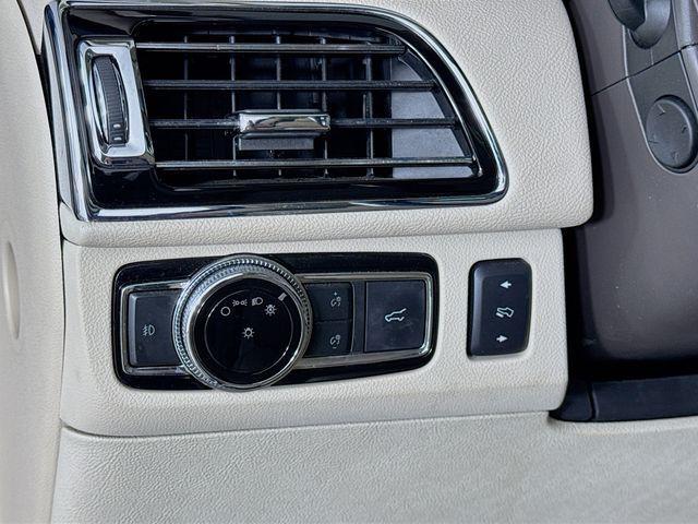 used 2019 Lincoln Navigator car, priced at $38,270