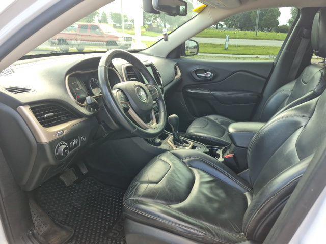 used 2015 Jeep Cherokee car, priced at $5,981