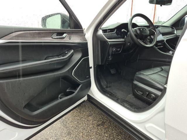 used 2022 Jeep Grand Cherokee L car, priced at $33,872