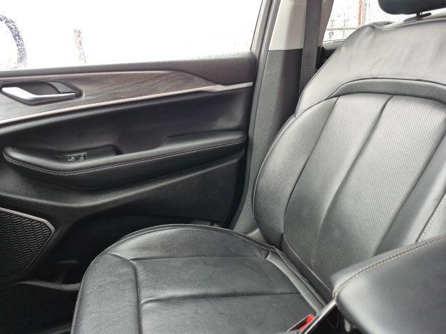 used 2022 Jeep Grand Cherokee L car, priced at $33,872