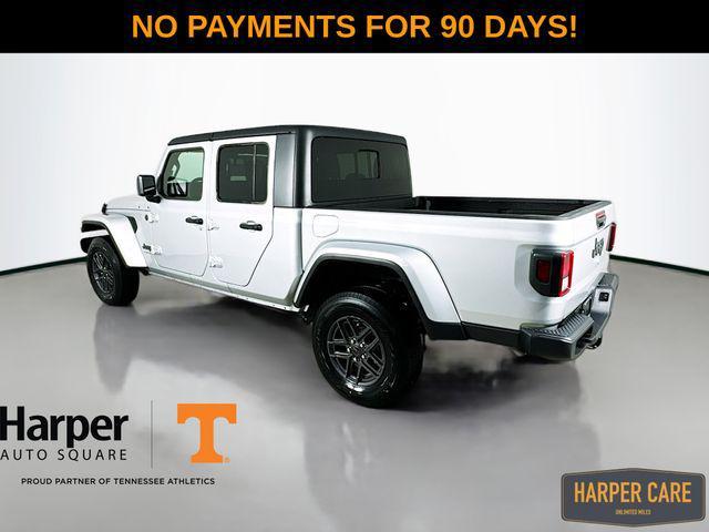 new 2024 Jeep Gladiator car, priced at $43,386