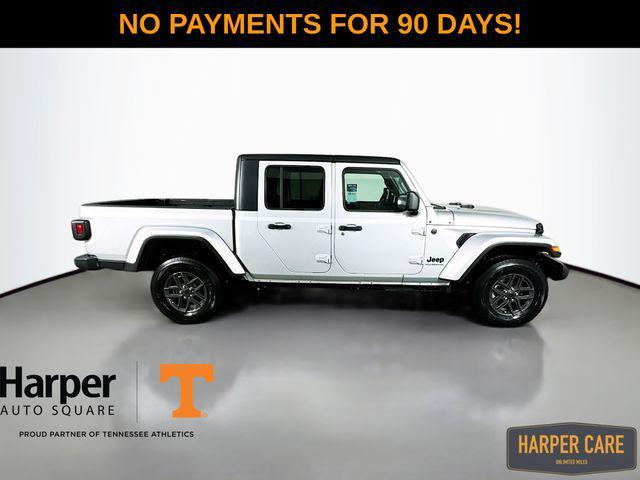 new 2024 Jeep Gladiator car, priced at $43,386