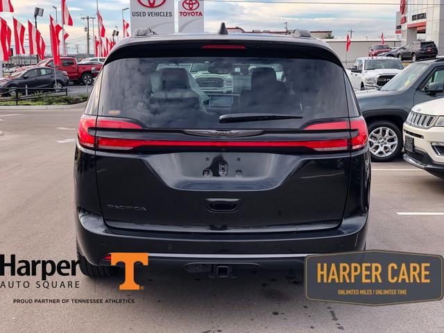 new 2023 Chrysler Pacifica car, priced at $45,156