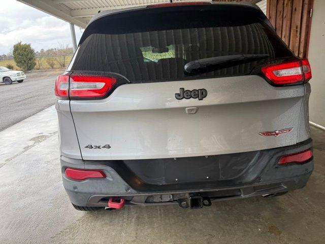 used 2015 Jeep Cherokee car, priced at $7,900