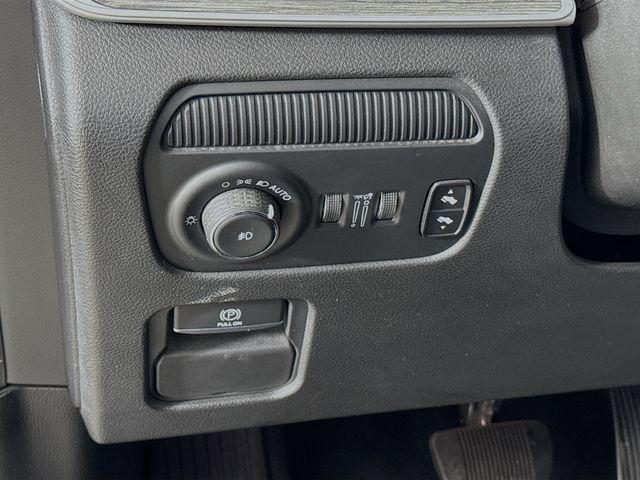 used 2022 Jeep Wagoneer car, priced at $41,900