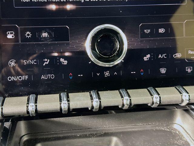 used 2025 GMC Acadia car, priced at $36,995